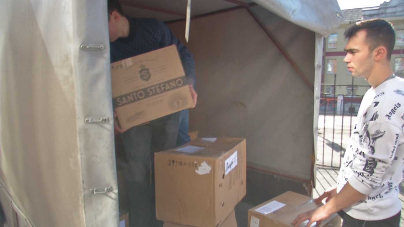 В Киселевском политехническом техникуме собрали гуманитарную помощь для бойцов СВО