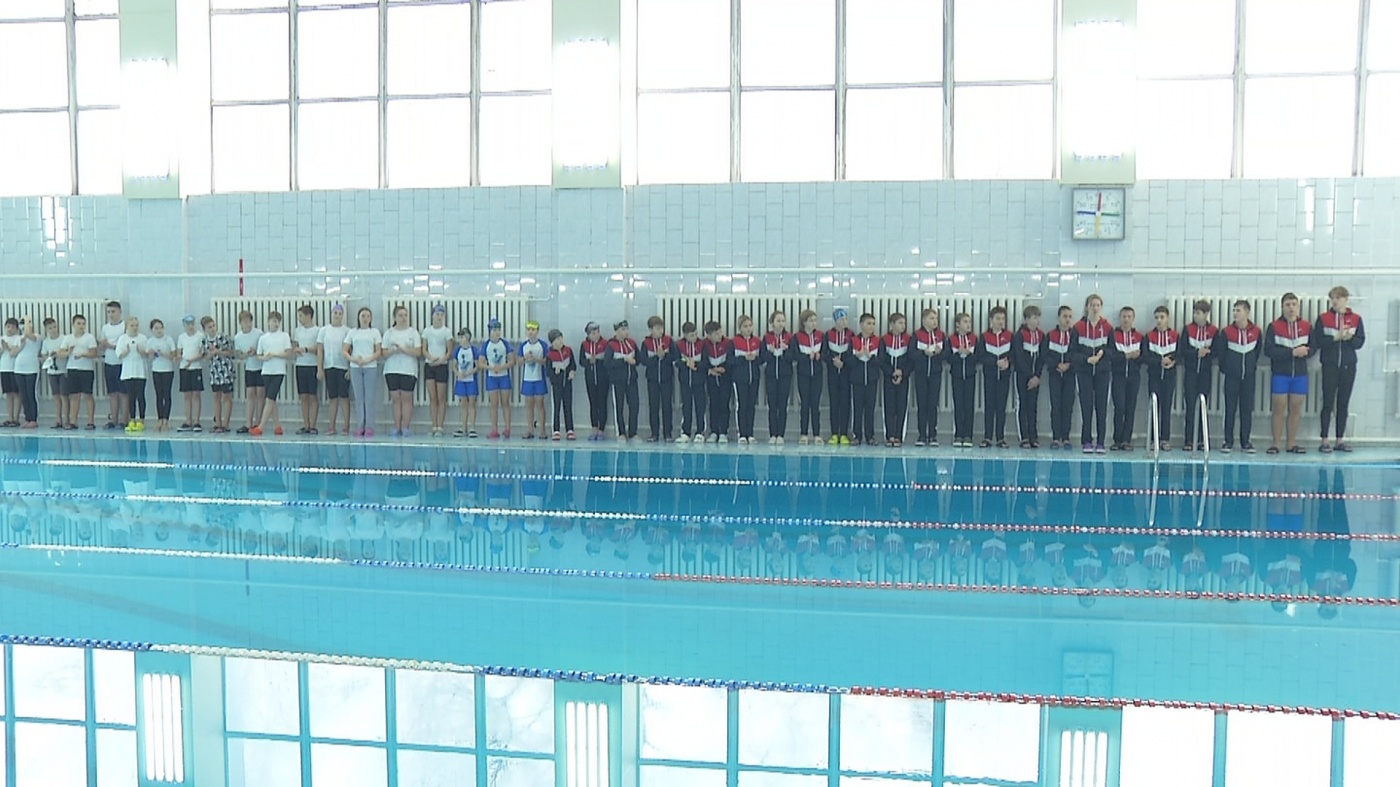 В Киселевске прошло открытое первенство по плаванию в ластах