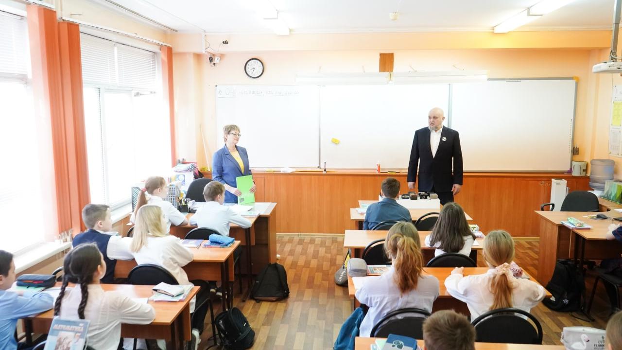 В КуZбассе проходят открытые уроки «Космос — это мы», посвященные Дню космонавтики