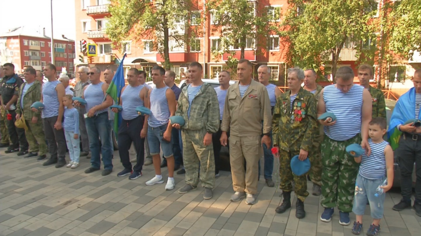 Свой праздник отмечают представители воздушной братии