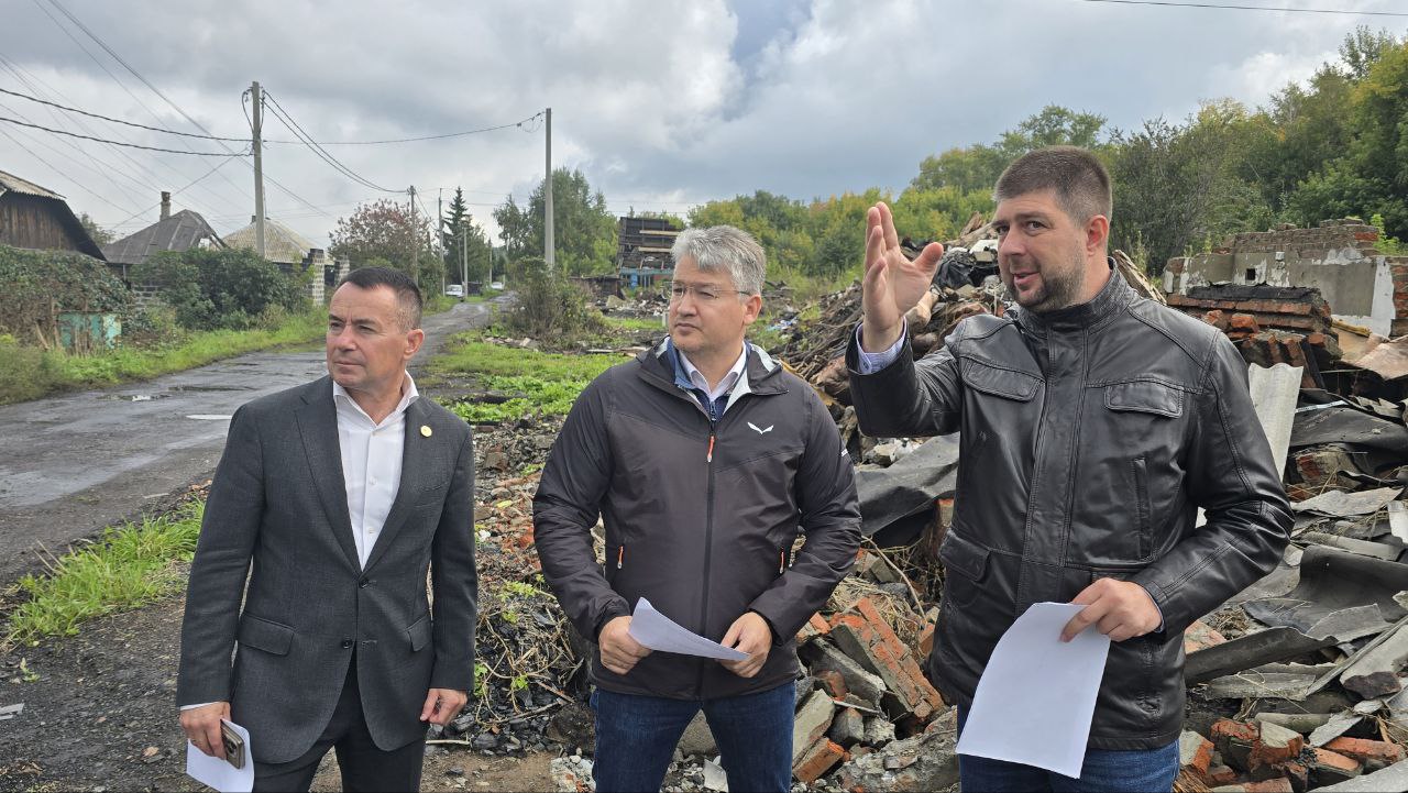 Председатель правительства Кузбасса обсудил программу переселения с подработанных территорий с главой Киселевска