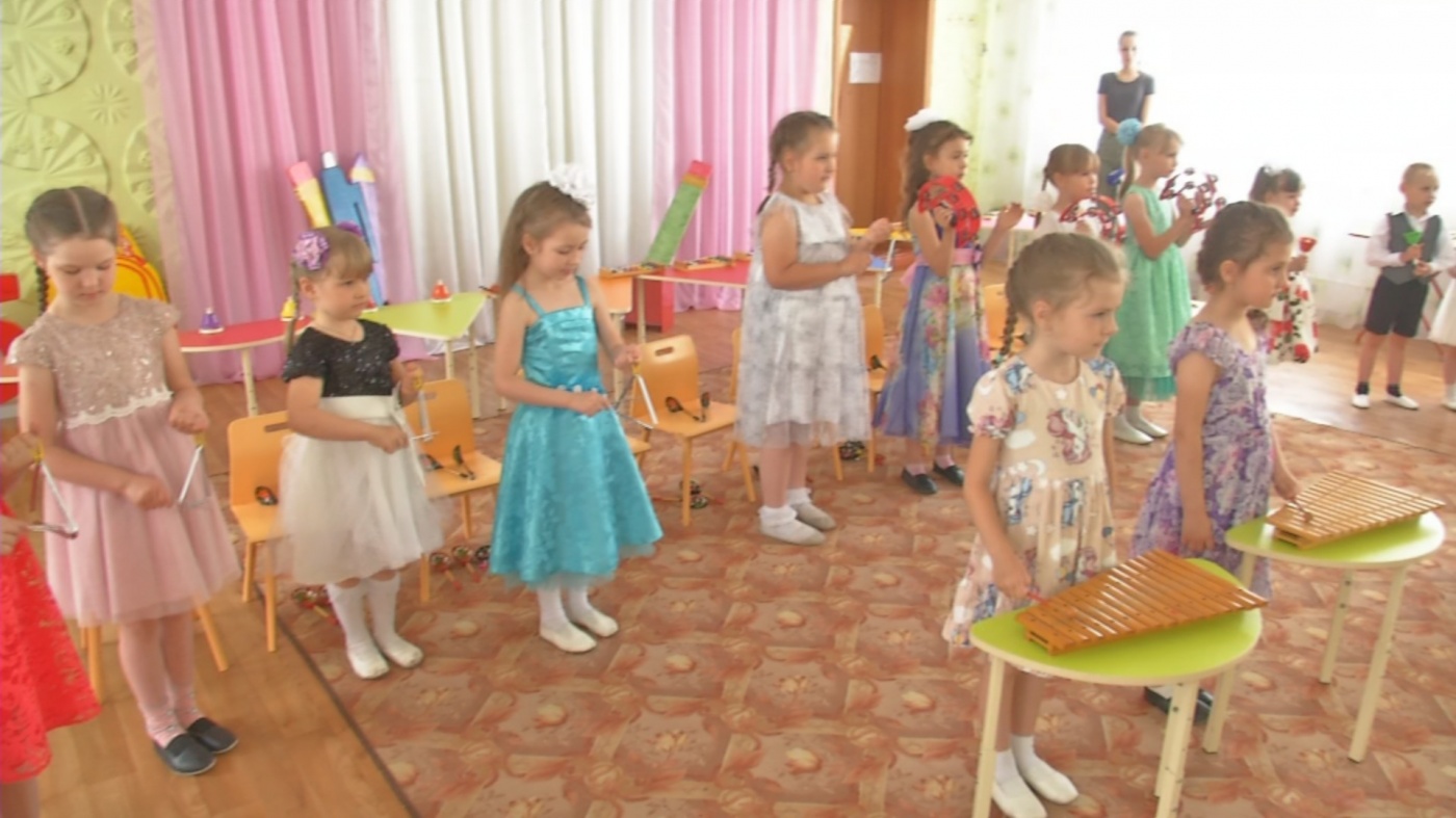 «Веселый оркестр» детского сада №58 выступил на отчетном концерте