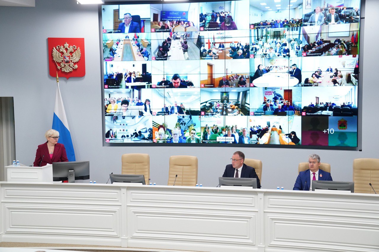 Для отдыха кузбасских детей на летних каникулах подготовлено 825 лагерей