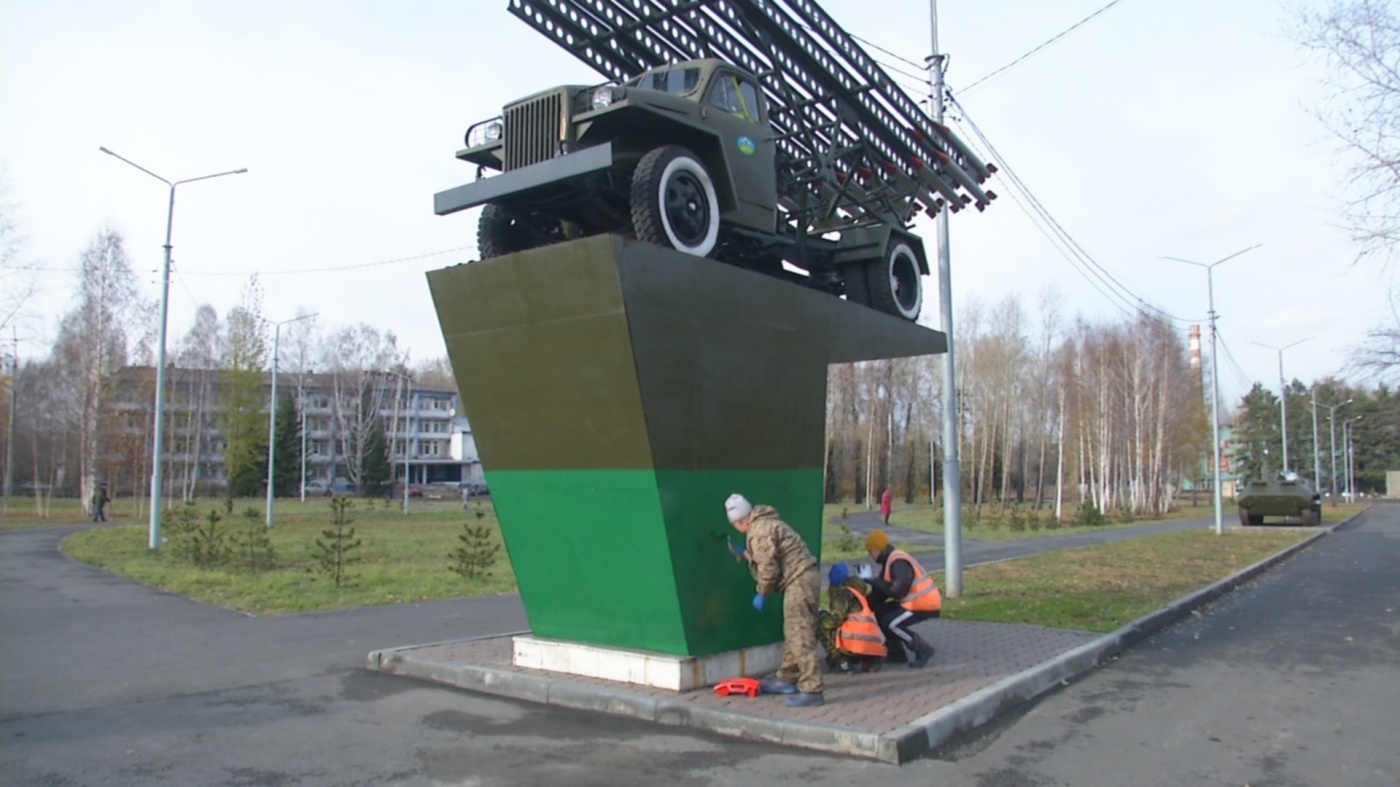 Хулиганы вновь отметились в Городском саду 