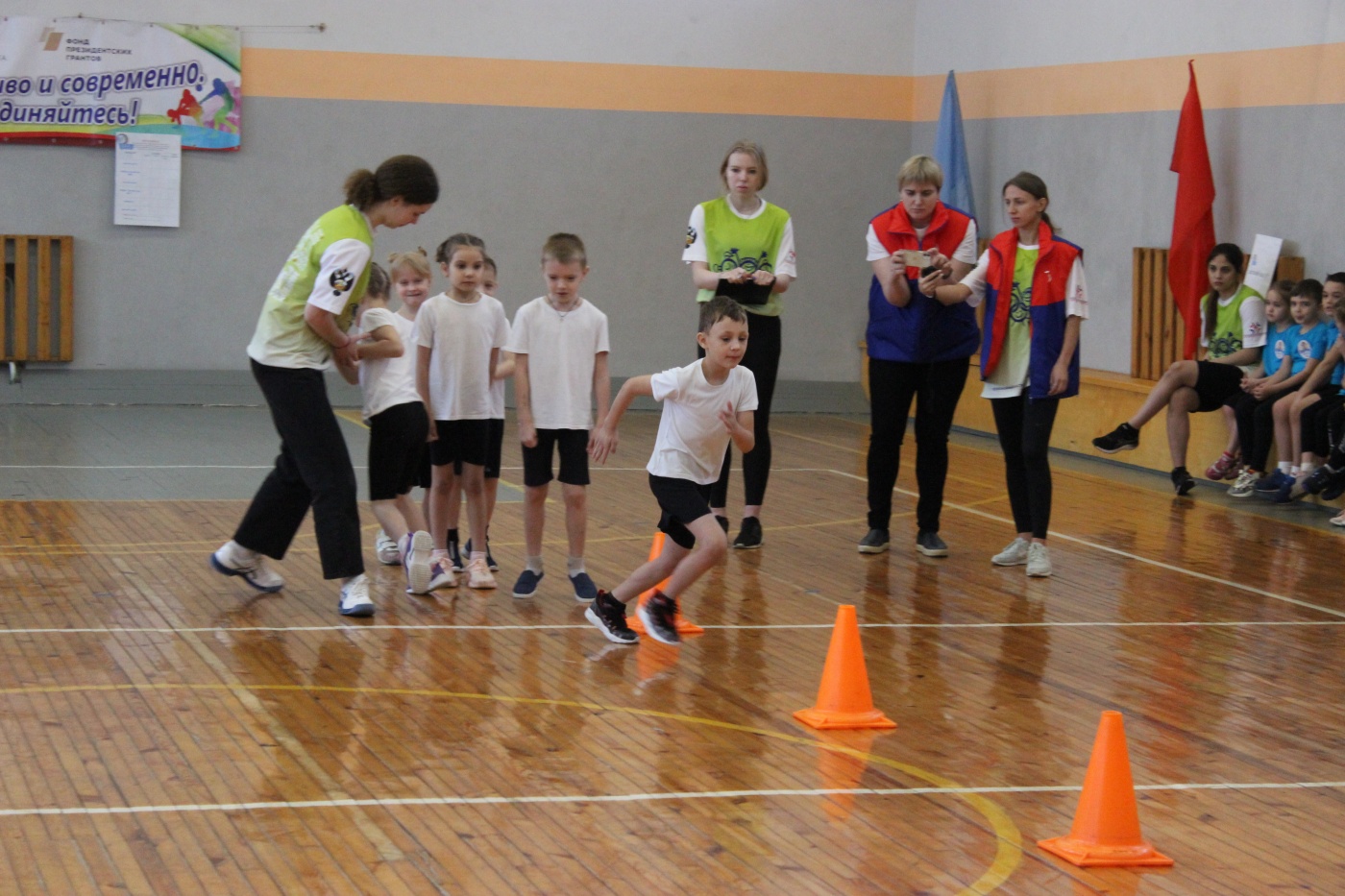  В Киселевске прошли соревнования «Веселые старты» между дошкольными учреждениями города