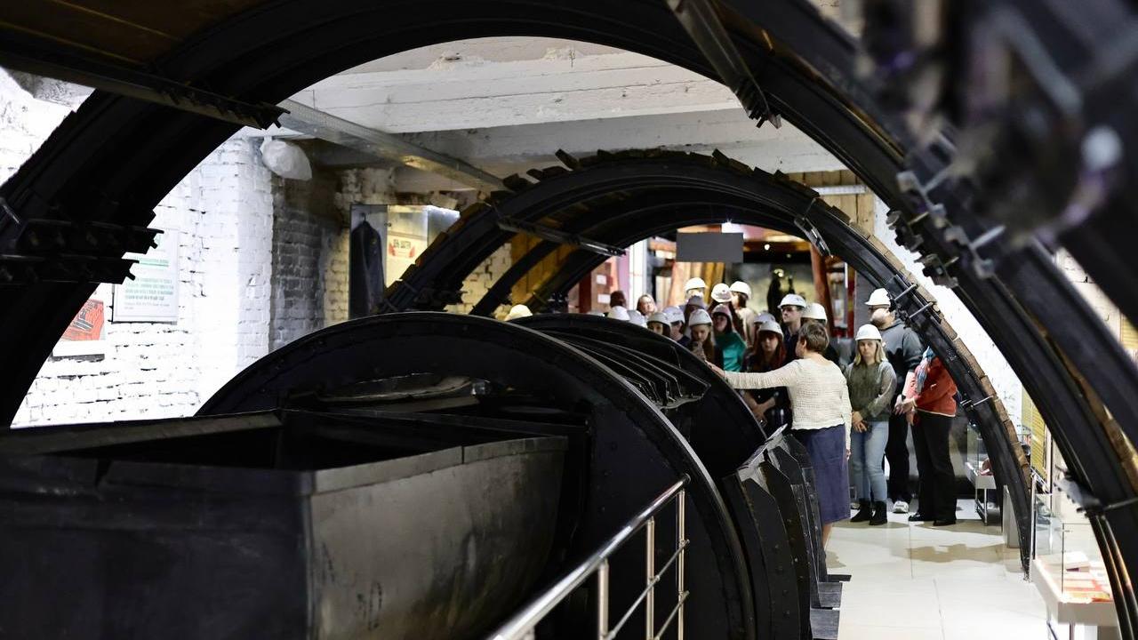 Кузбасские журналисты и блогеры посетили музей Шахтерской славы Кольчугинского рудника