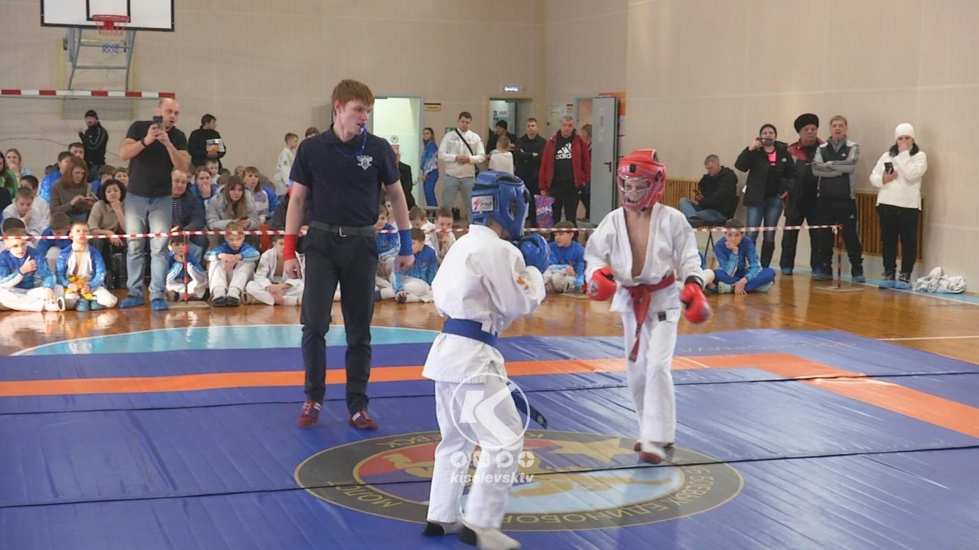 В спортивной школе прошло первенство по рукопашному бою на «Новогодние призы»