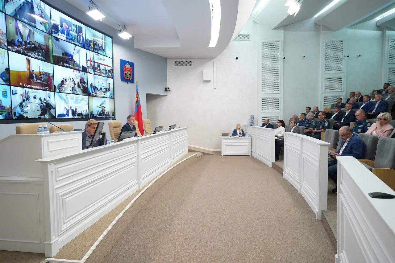 Илья Середюк поздравил сборную Кузбасса с победой в I летней Спартакиаде народов Сибири